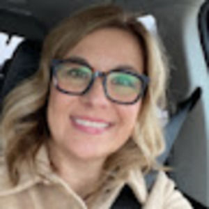 Meet your Posher, Andrea